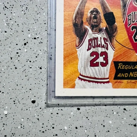 1992-93 Upper Deck Michael Jordan 67 MVP B - Near Mint💎 - Picture 6 of 10